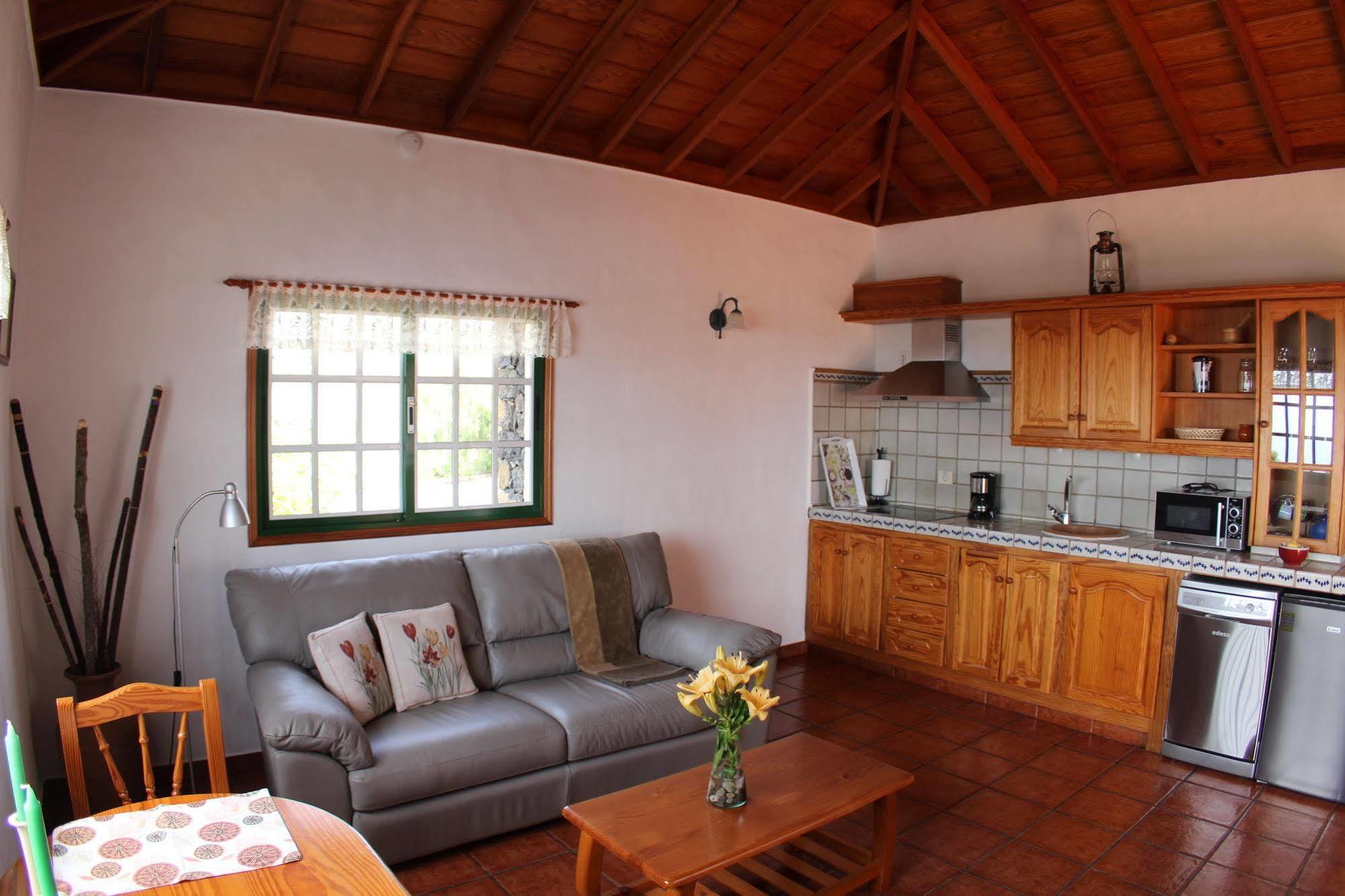 Casa La Majada (Adults Only) Konuk evi Los Llanos De Aridane Dış mekan fotoğraf